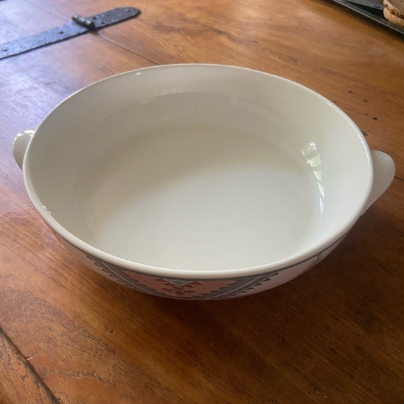 Vintage Mikasa Santa Fe Casserole Dish w/Lid - Picture 3 of 6